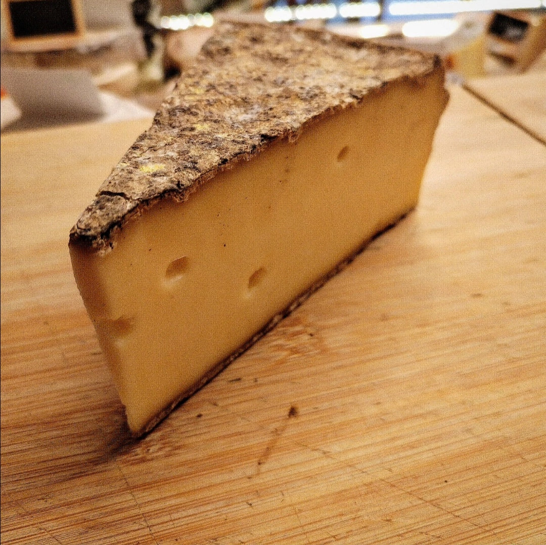 Tome du Jura St Antoine 400gr